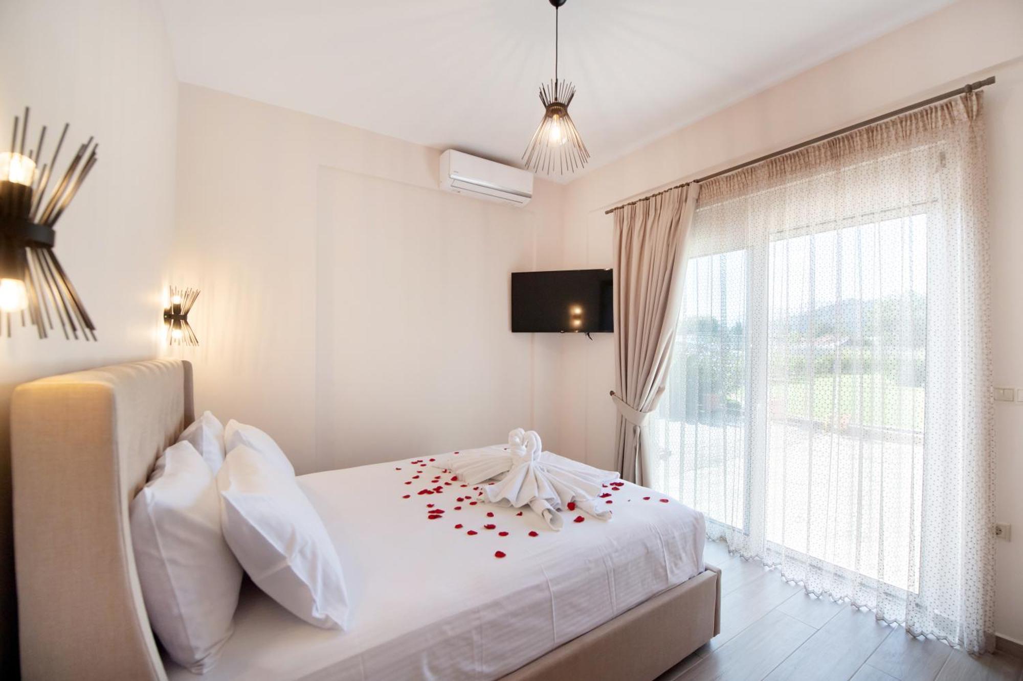 Ruellia Luxury Apartments Kalligoni Экстерьер фото