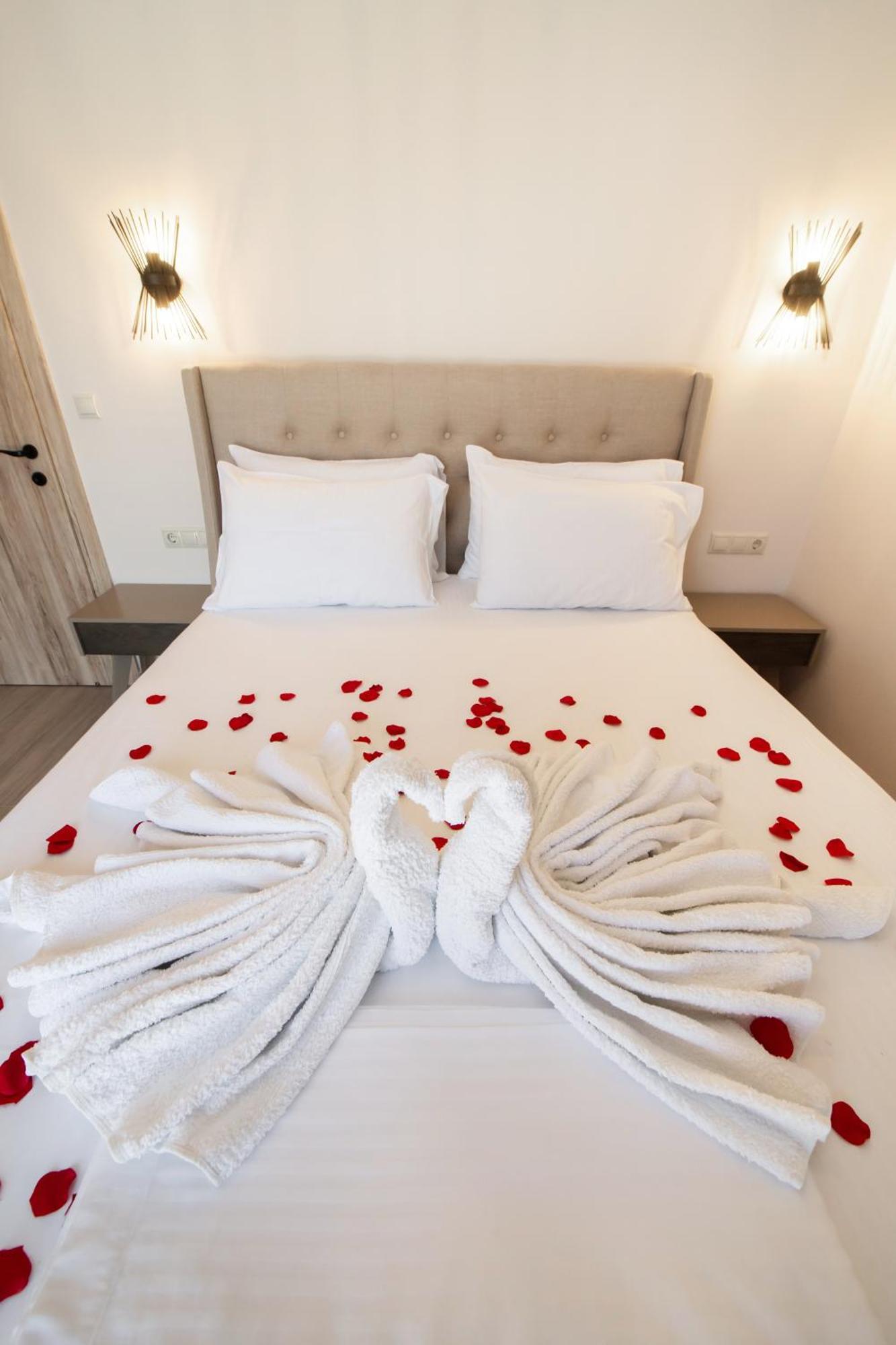 Ruellia Luxury Apartments Kalligoni Экстерьер фото