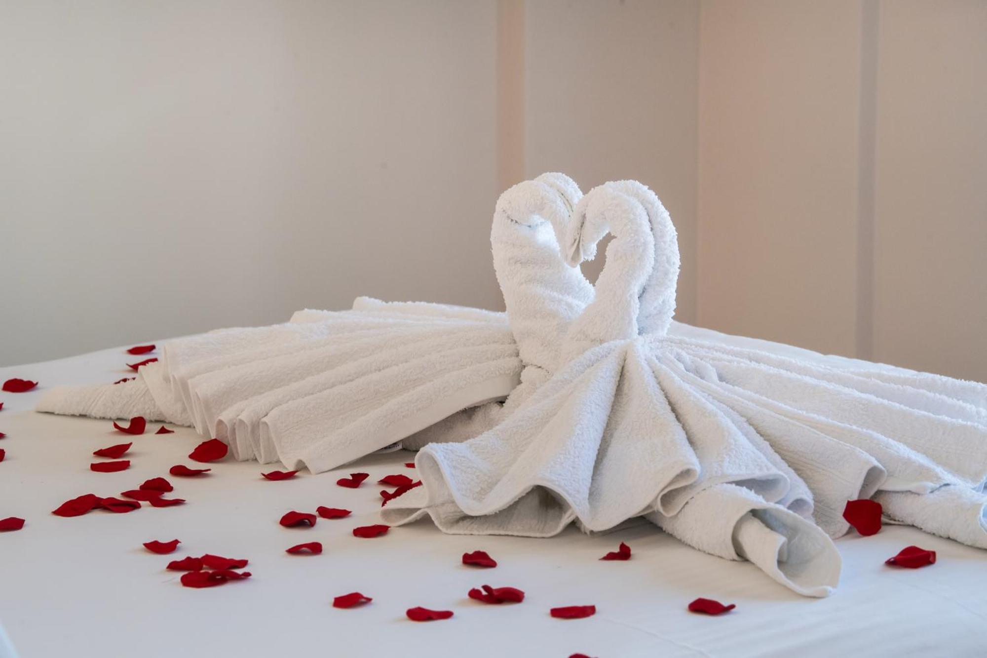 Ruellia Luxury Apartments Kalligoni Экстерьер фото